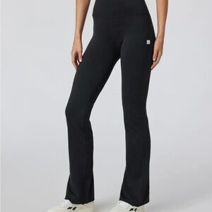 Vuori halo slim flare dream knit pants